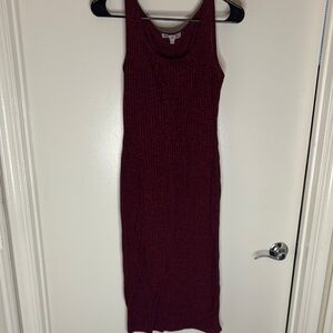 Elegant Burgundy Sleeveless Dress